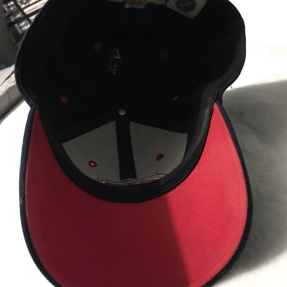 Vintage rare Habs hat ! - Picture 3 of 7